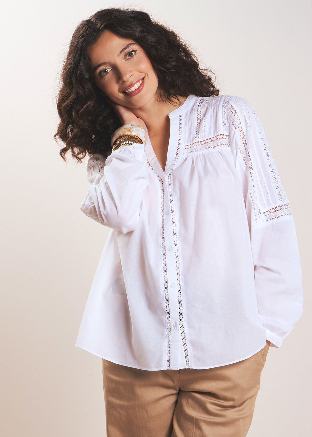 Long-sleeved openwork blouse - Sud Express - 5 - Sud Express