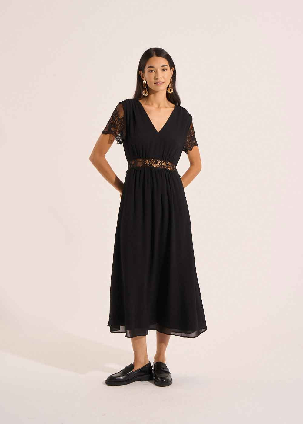 V-neck midi dress with lace - Sud Express - 6 - Sud Express