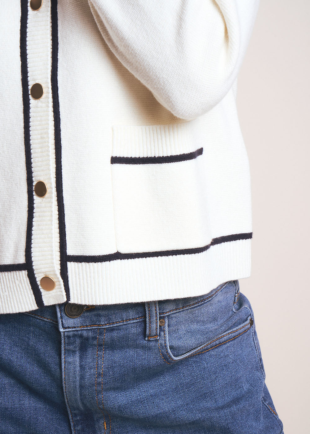 Two-tone waistcoat with contrasting finishes - Sud Express - 4 - Sud Express