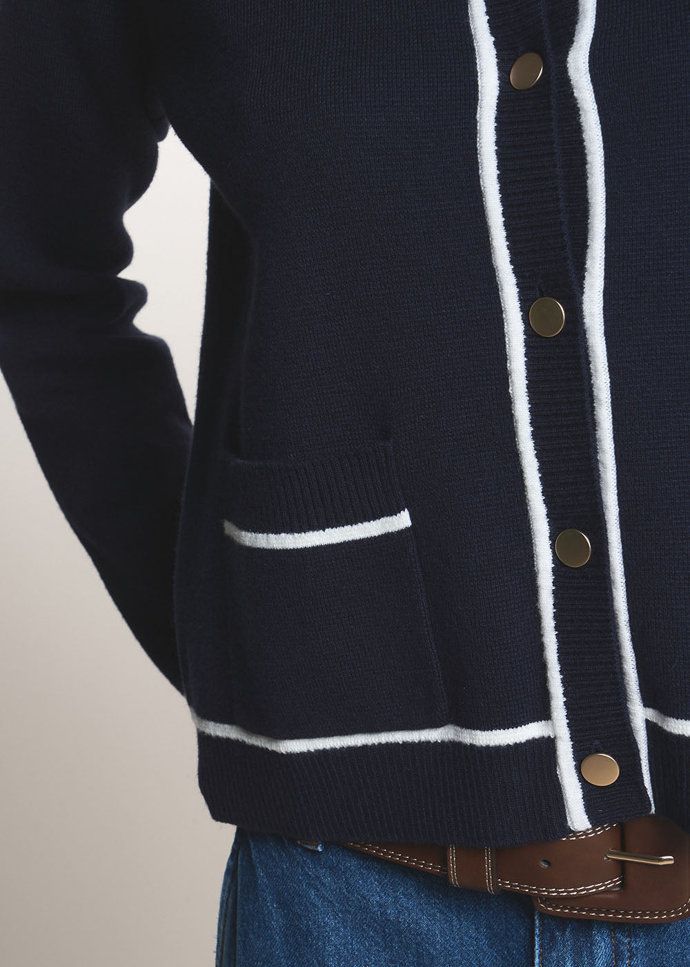 GILARYONY Two-tone waistcoat with contrasting finishes - 4 - Sud Express - Sud Express