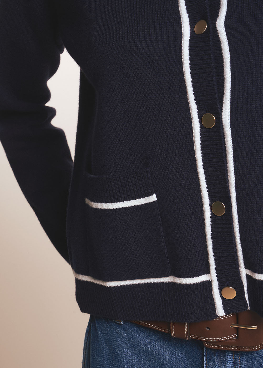Two-tone waistcoat with contrasting finishes - Sud Express - 4 - Sud Express
