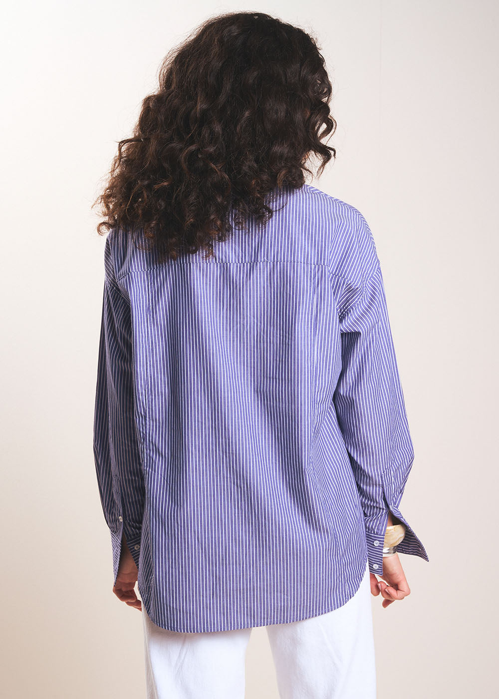 Oversized striped shirt in cotton poplin - Sud Express - 3 - Sud Express