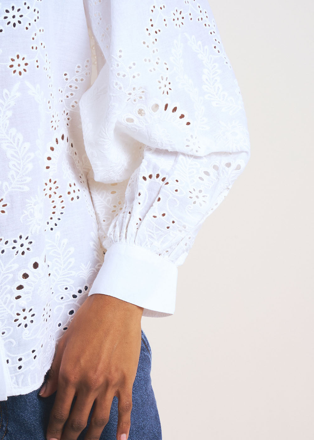 Embroidered shirt with voluminous sleeves - Sud Express - 2 - Sud Express