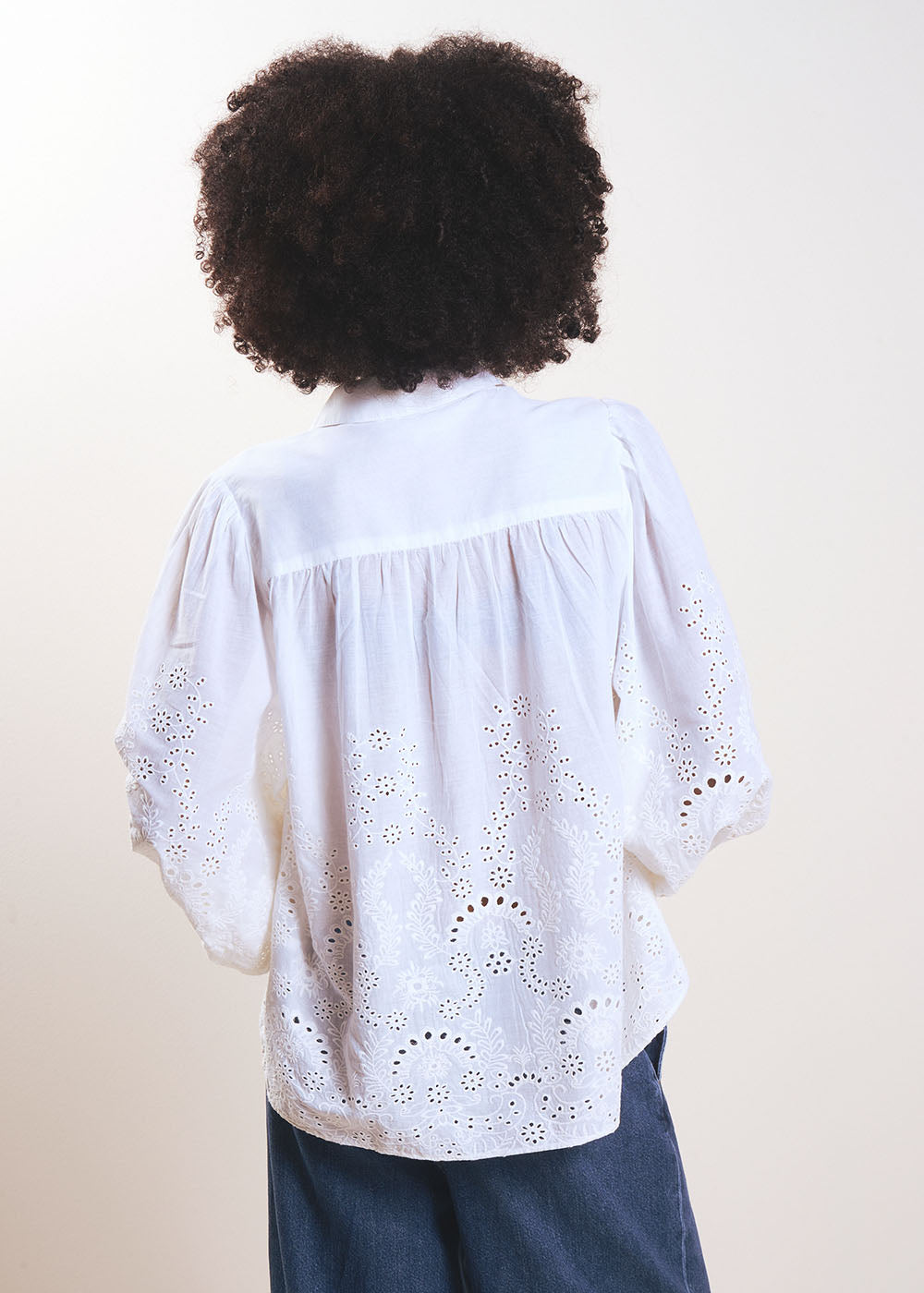 Embroidered shirt with voluminous sleeves - Sud Express - 3 - Sud Express