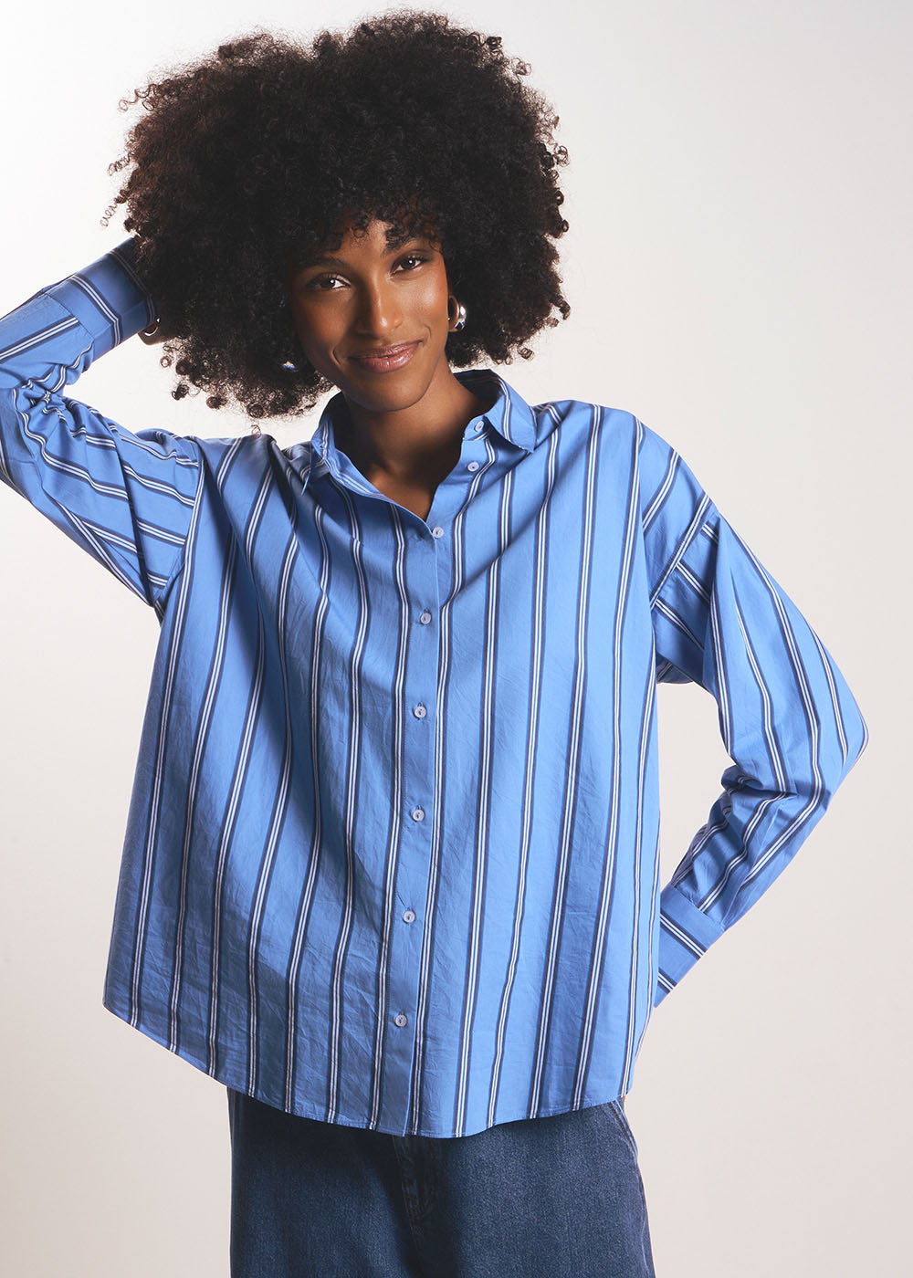 Oversized cotton shirt with wide stripes  - Sud Express - 5 - Sud Express