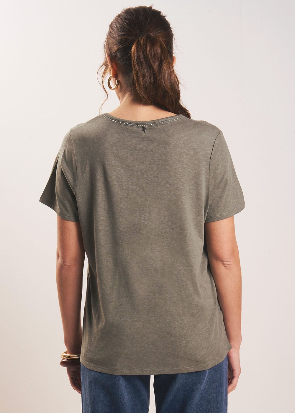 THEI V-neck T-shirt - 3 - Sud Express - Sud Express