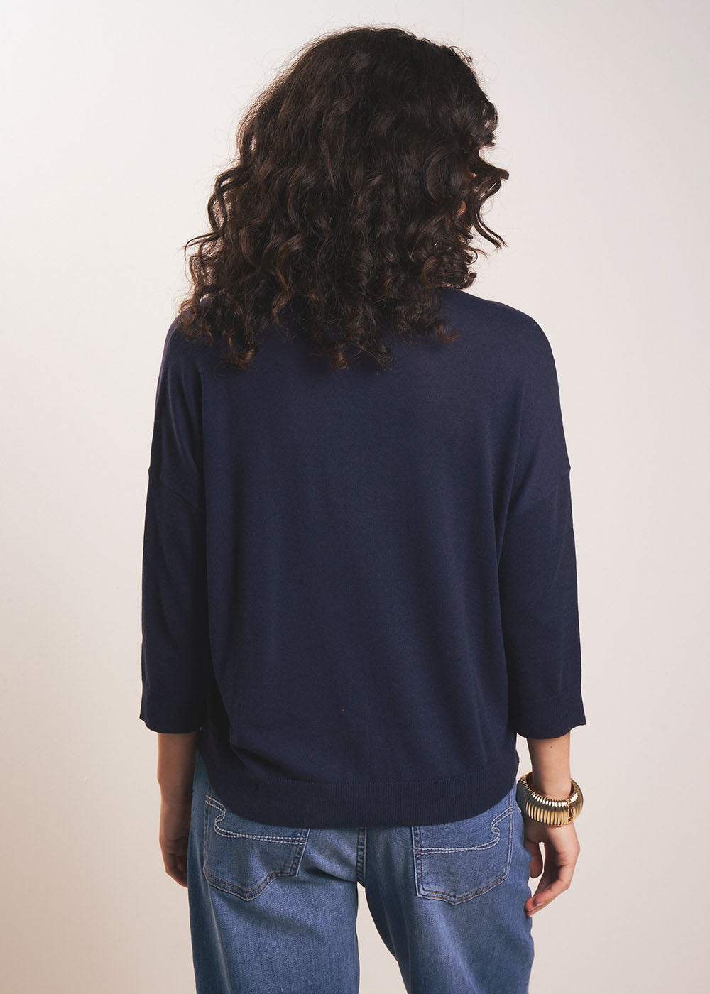 MANONO Oversized V-neck jumper with mid-length sleeves - 3 - Sud Express - Sud Express