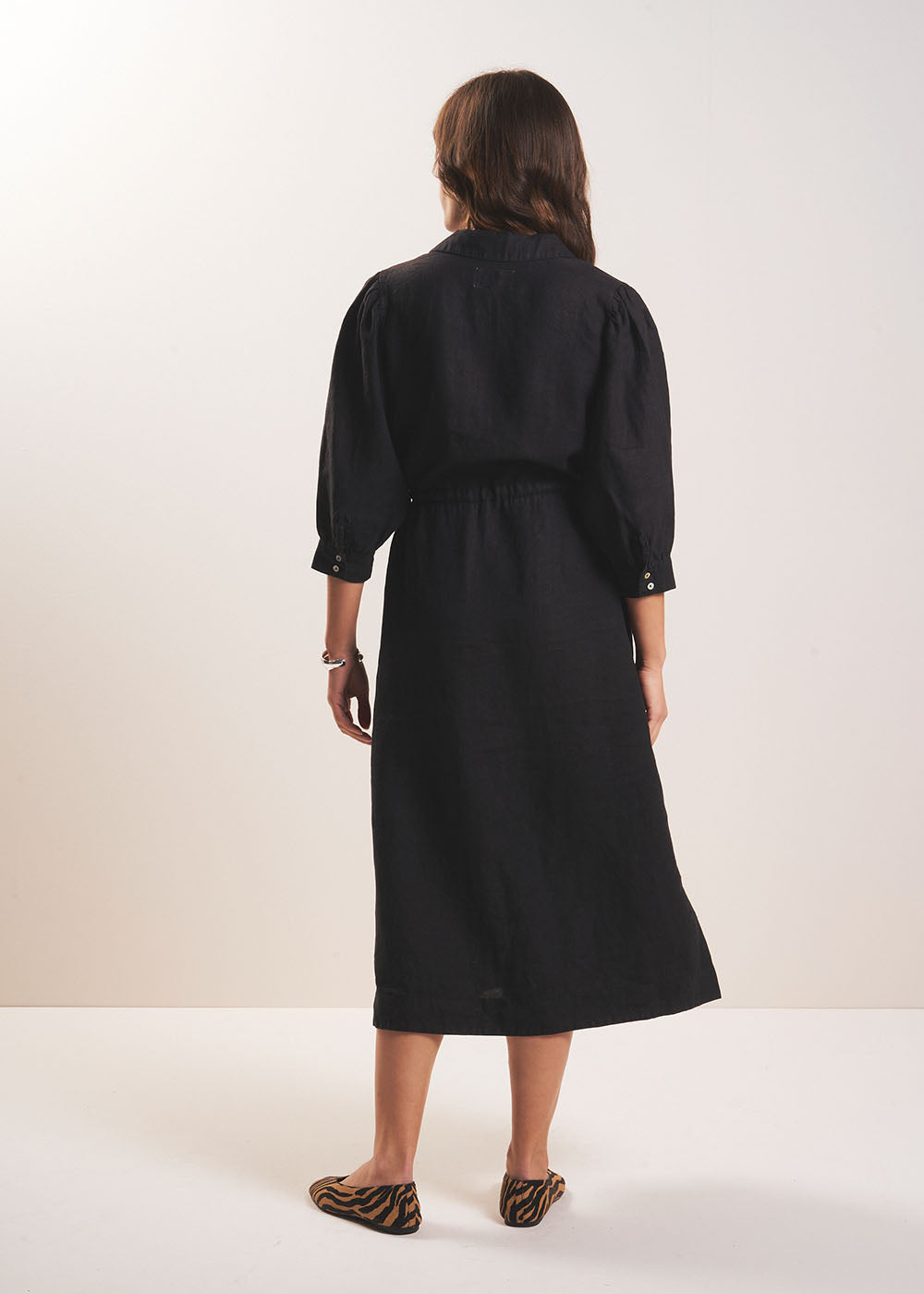 REBANE Long linen dress with waist tie - 3 - Sud Express - Sud Express