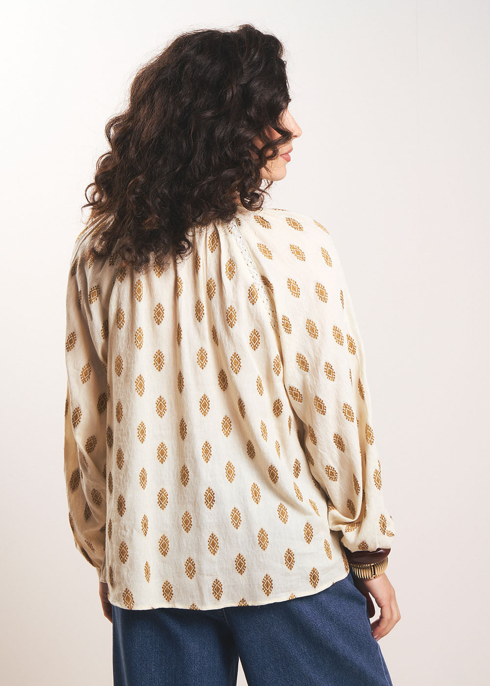 CEMILA Blouse with mandarin collar and gold embroidery - 3 - Sud Express - Sud Express