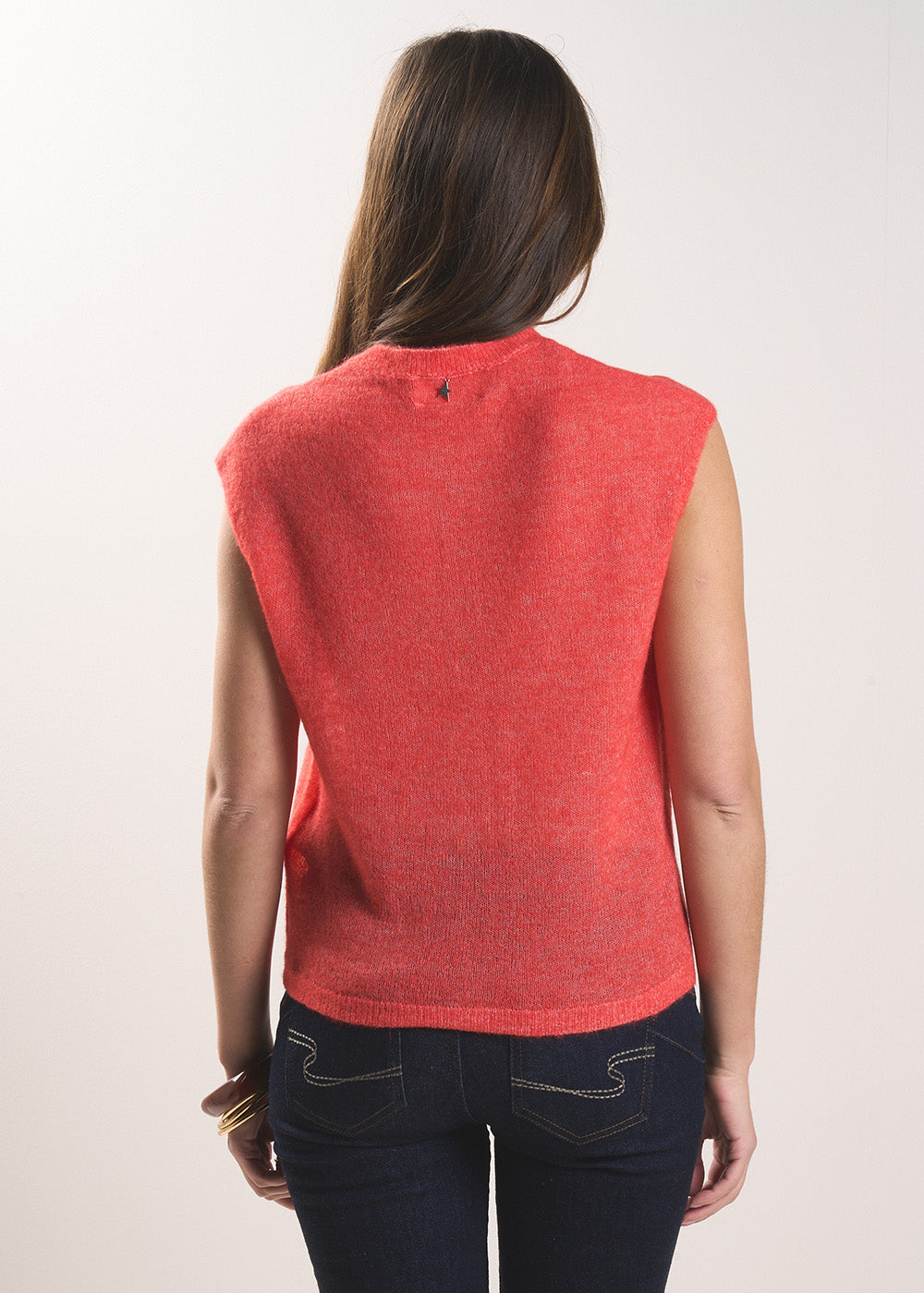 GILETTE Sleeveless cardigan with round neck - 3 - Sud Express - Sud Express