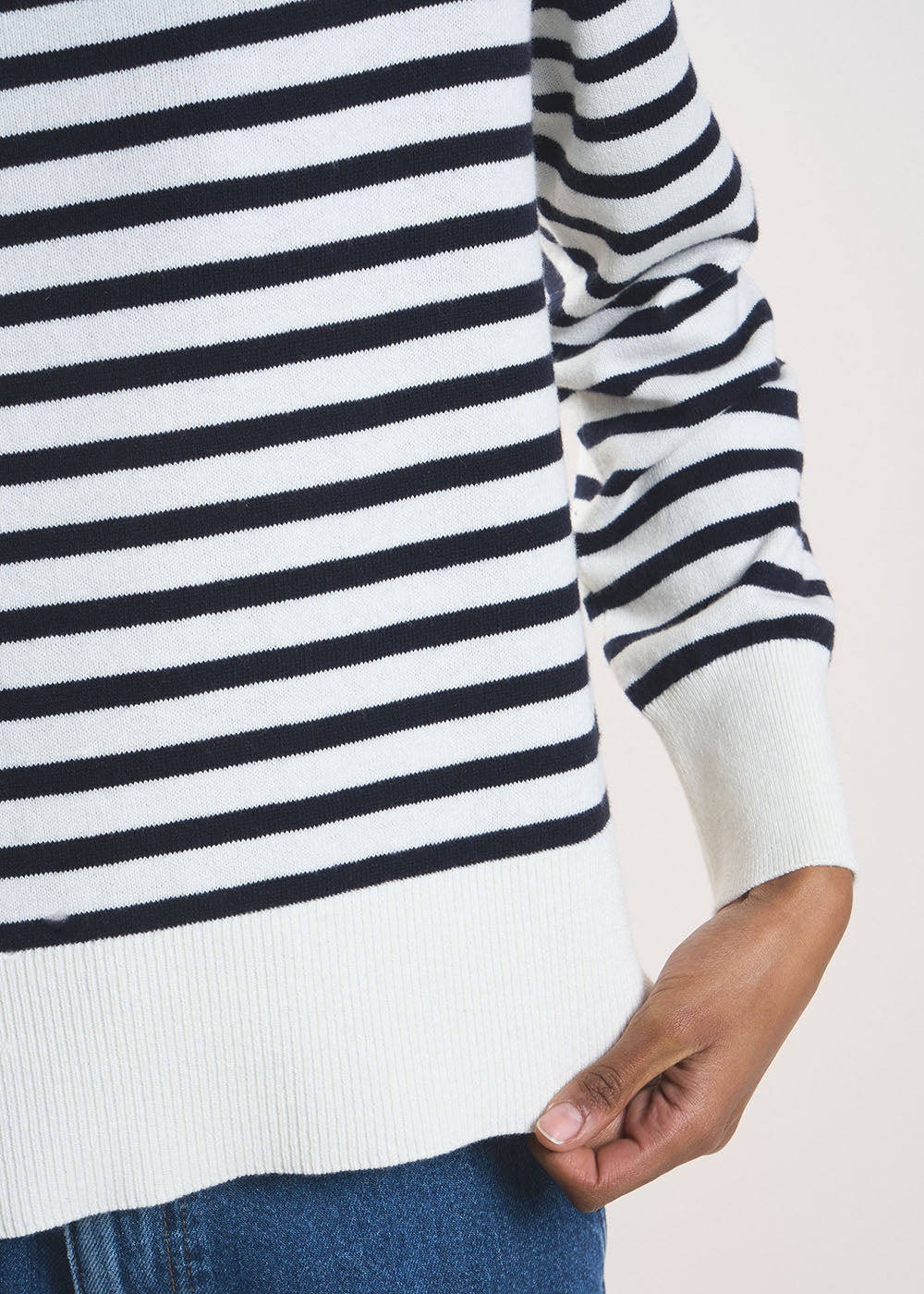 MANEYLI Striped jumper with a high neck - 4 - Sud Express - Sud Express