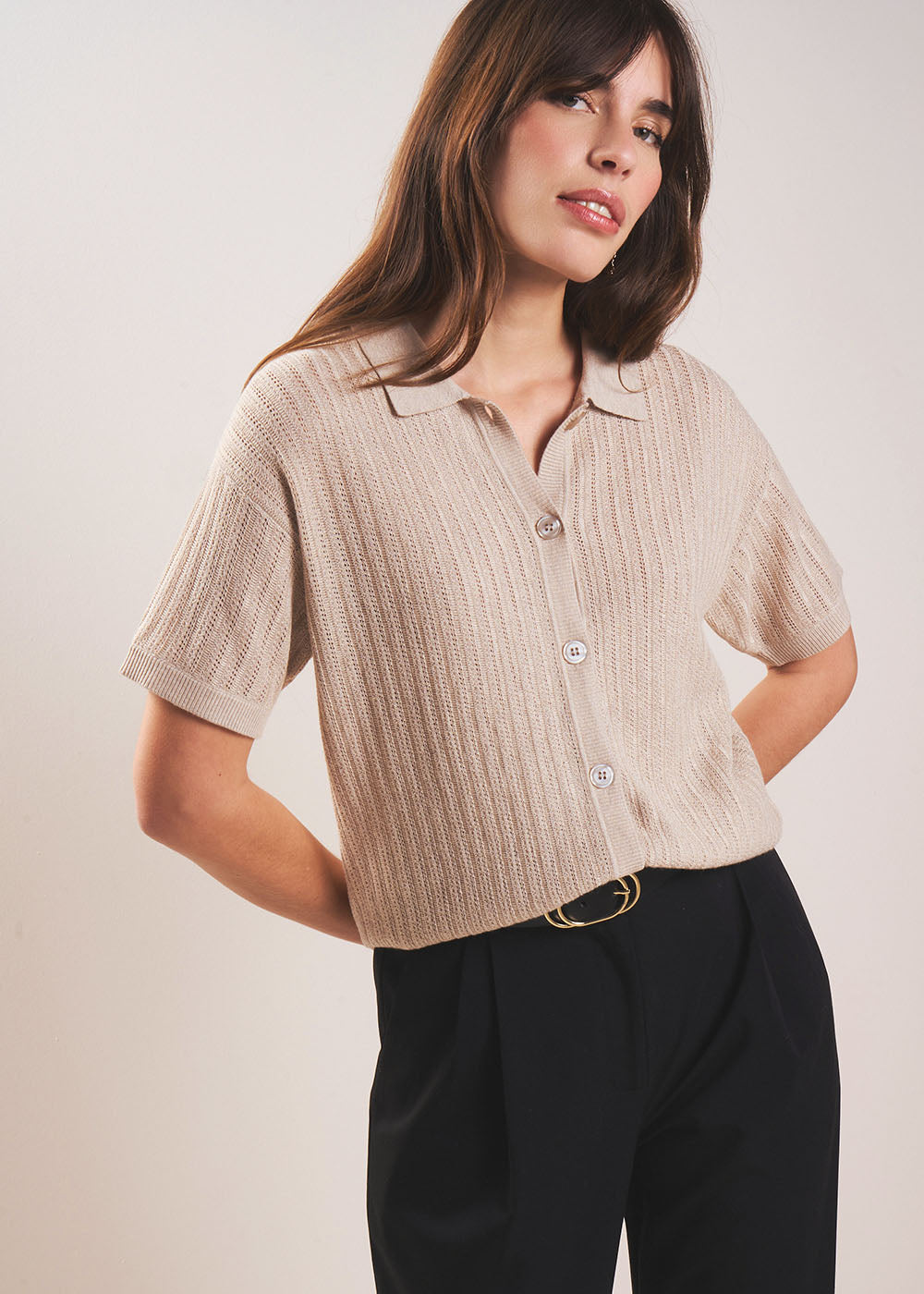 Oversized cardigan with short sleeves and shirt collar - Sud Express - 1 - Sud Express