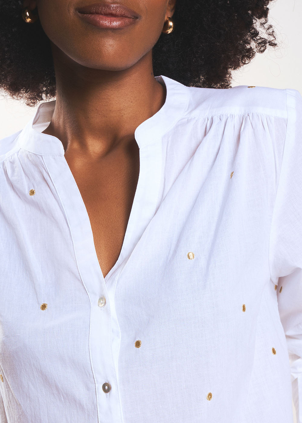 COLETA  Blouse with gold polka dots and tunisian collar - 2 - Sud Express - Sud Express