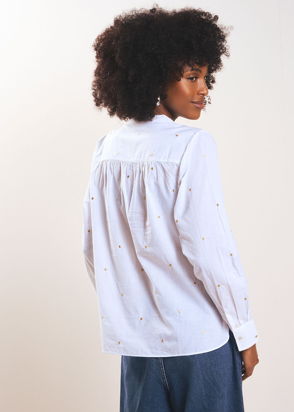 COLETA  Blouse with gold polka dots and tunisian collar - 3 - Sud Express - Sud Express