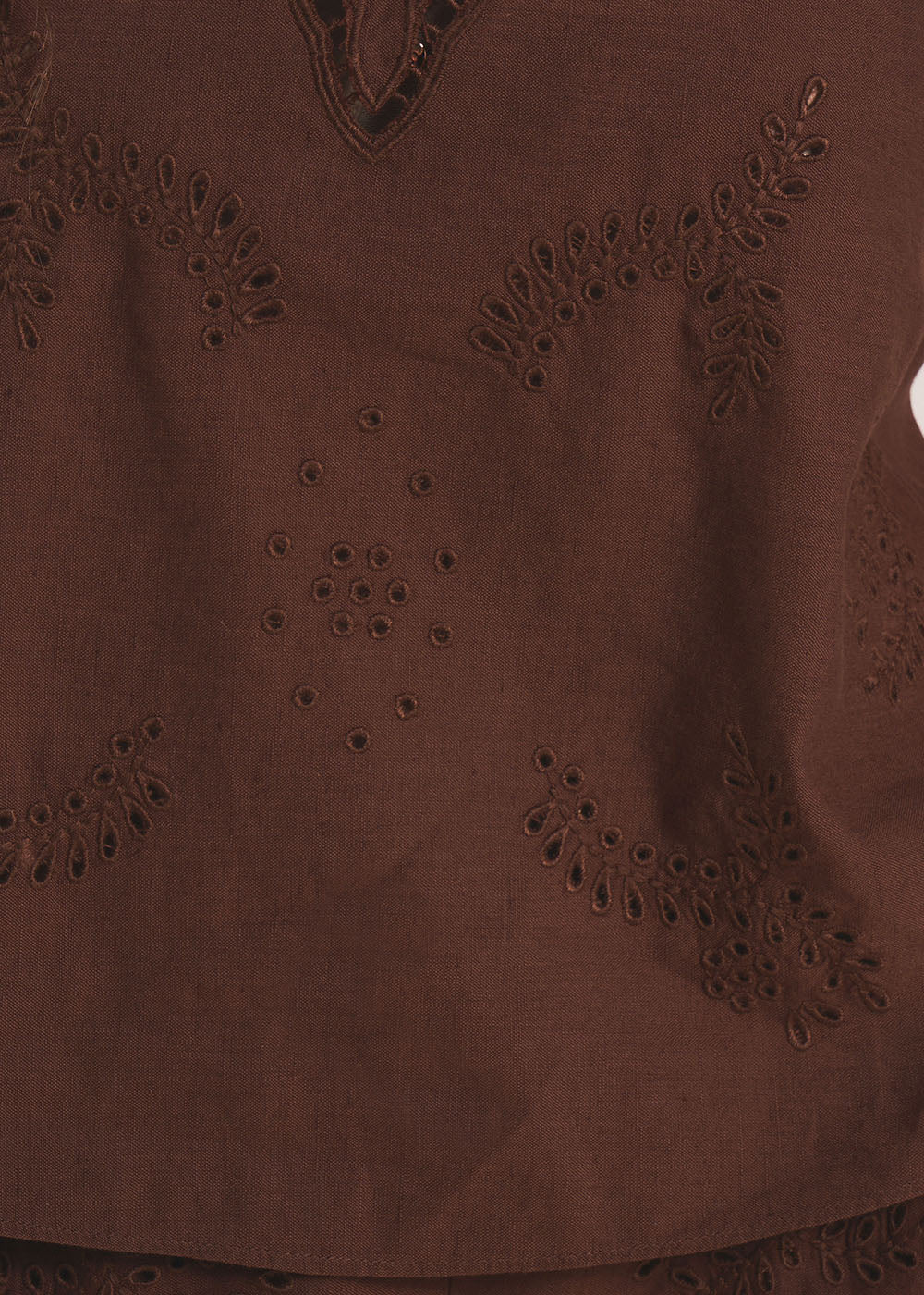 TOBALINE Embroidered sleeveless top - 4 - Sud Express - Sud Express