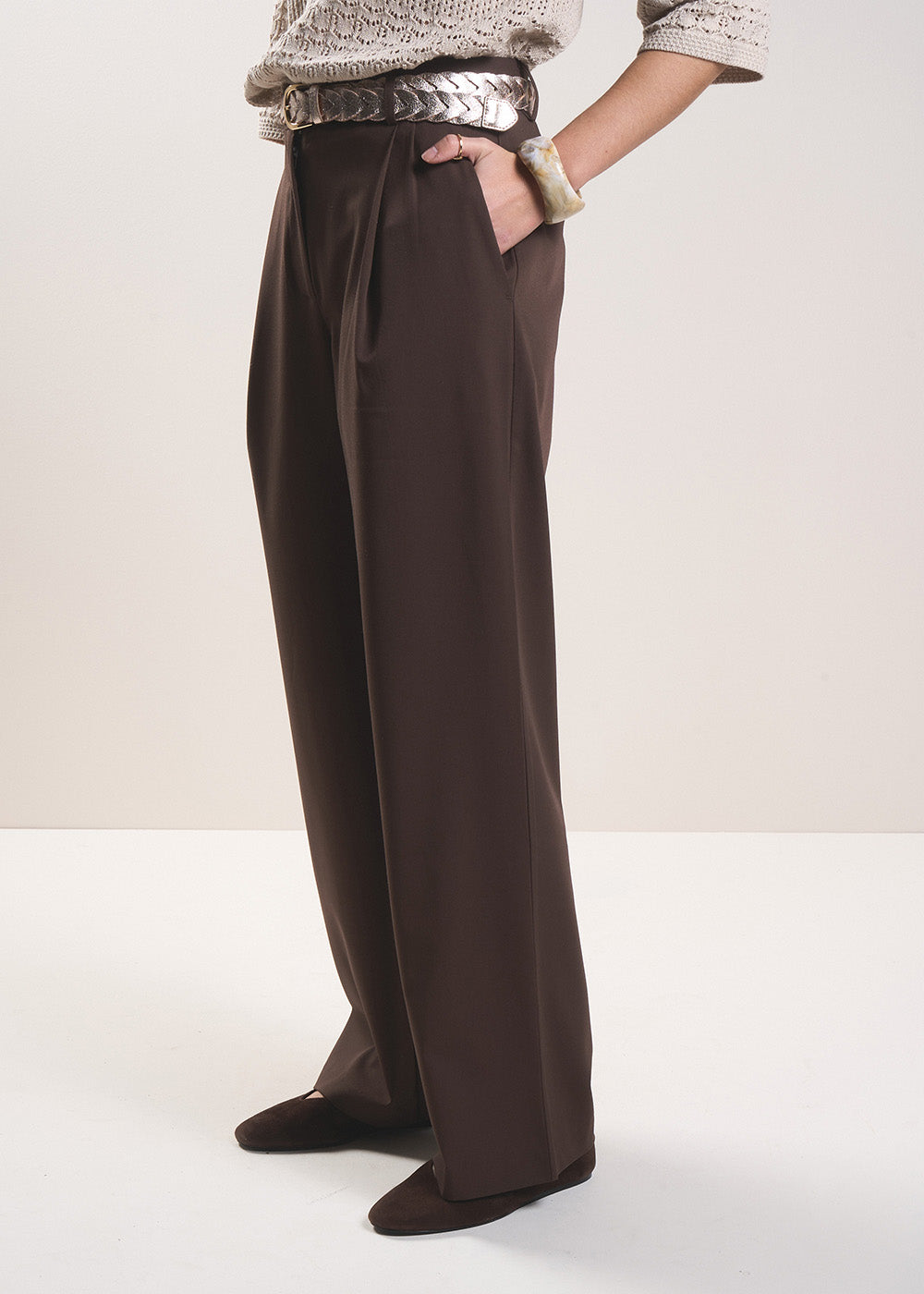 Very wide pleated trousers - Sud Express - 5 - Sud Express