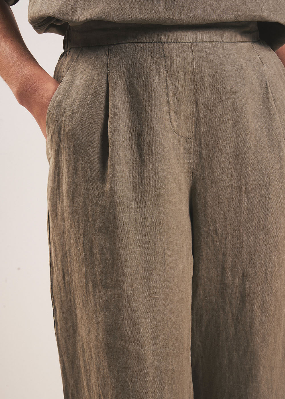 PASKO Straight-leg linen pants - 4 - Sud Express - Sud Express