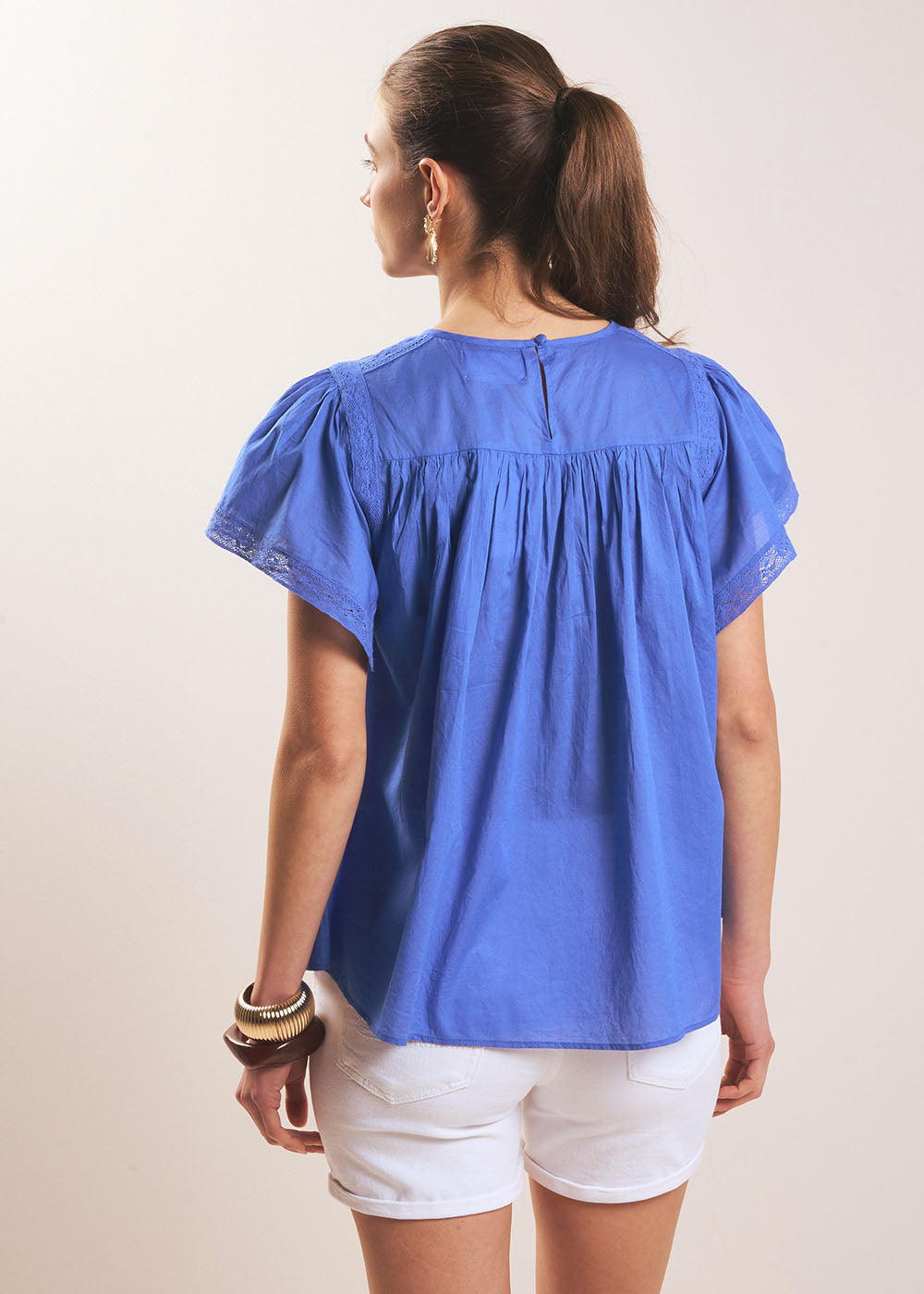 TELEONORE Loose-fitting top with lace detailing - 3 - Sud Express - Sud Express