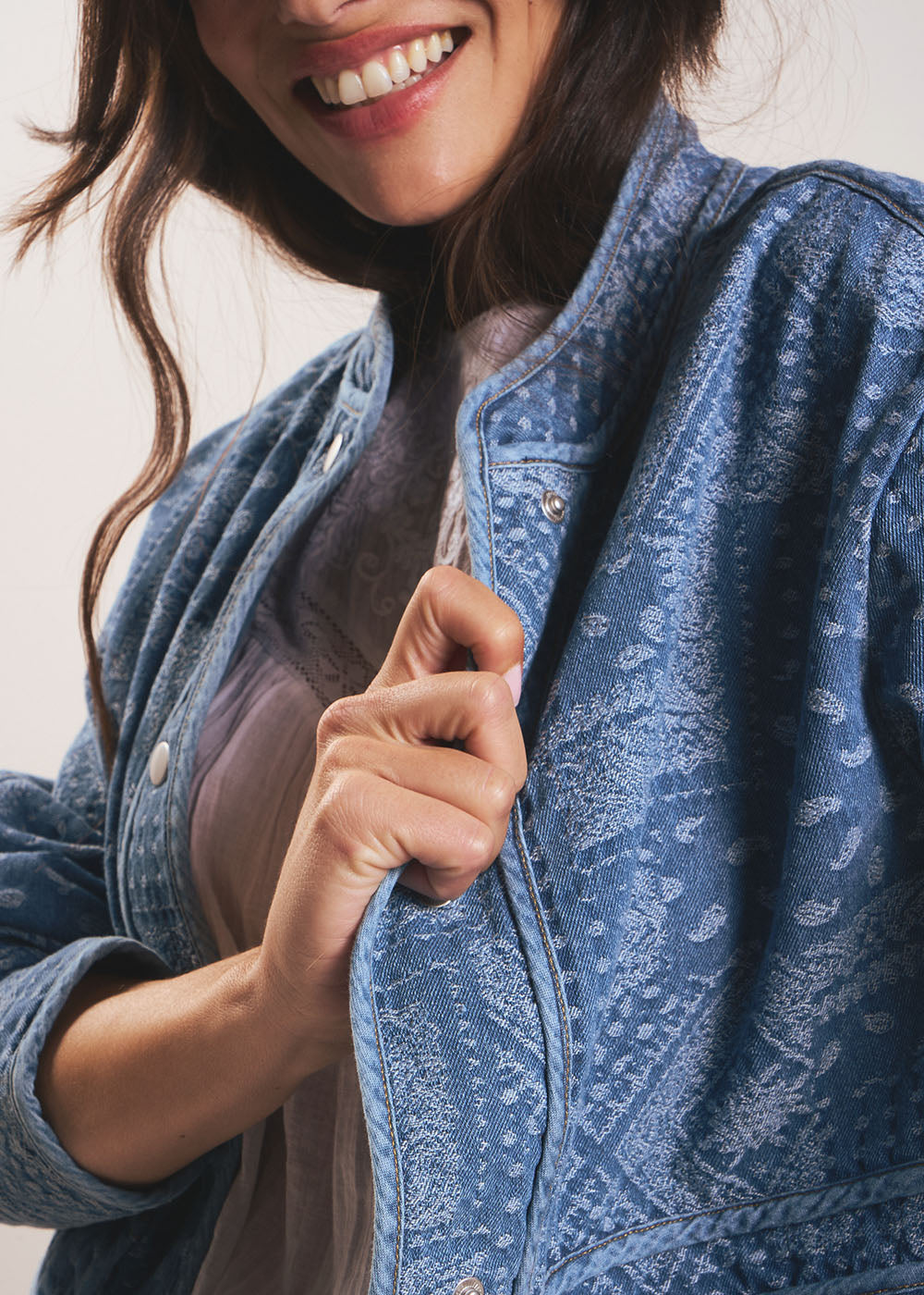 VECLAIR Denim jacquard jacket with mandarin collar - 4 - Sud Express - Sud Express