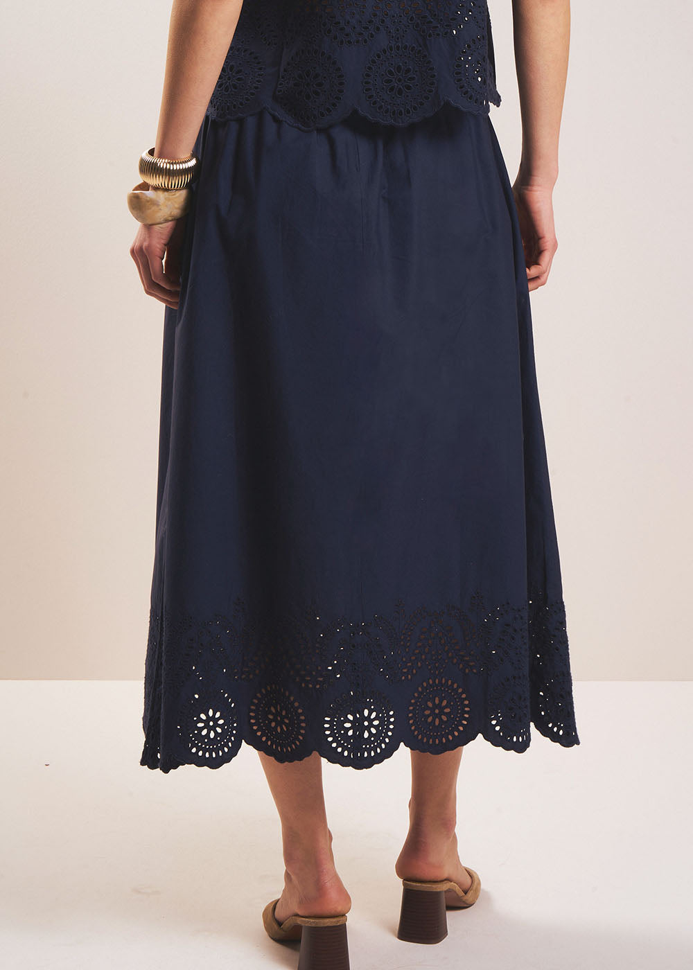 JILIANA English-style embroidered midi skirt - 3 - Sud Express - Sud Express