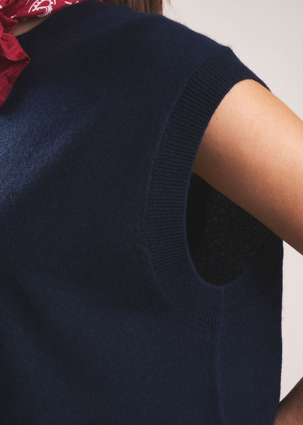 MARTANE Sleeveless cashmere jumper - 2 - Sud Express - Sud Express