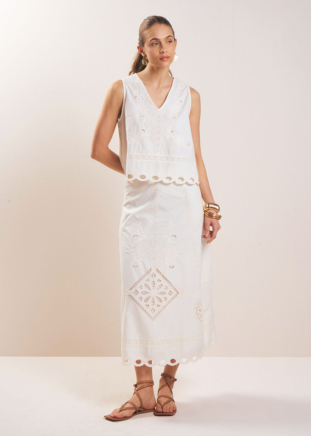 TASOPHIE Embroidered Top - 1 - Sud Express - Sud Express