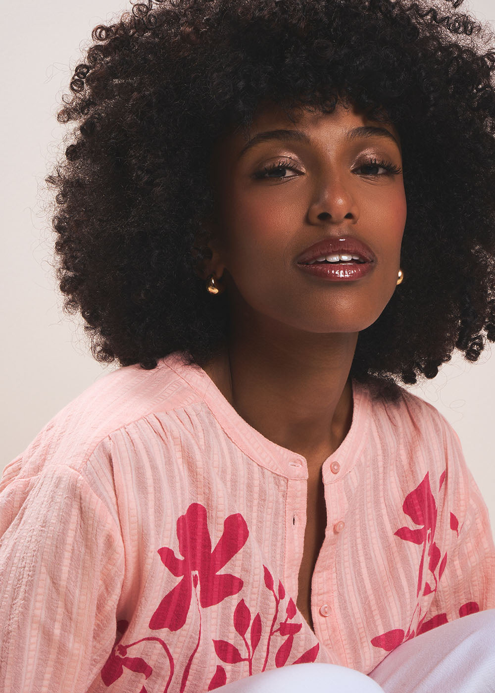 Embroidered cotton floral print blouse - Sud Express - 2 - Sud Express