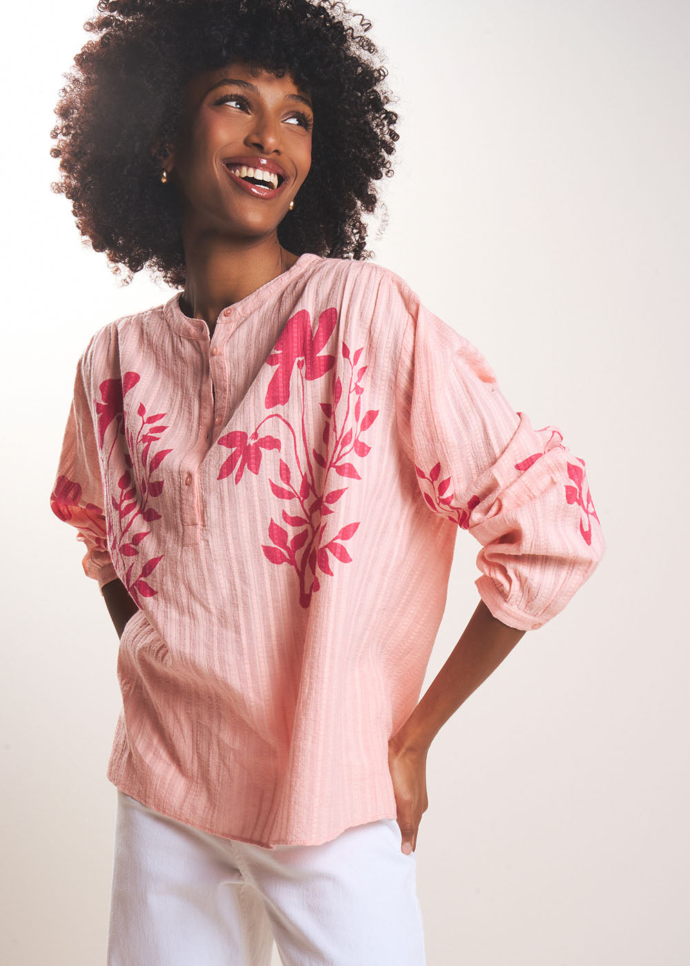 Embroidered cotton floral print blouse - Sud Express - 5 - Sud Express