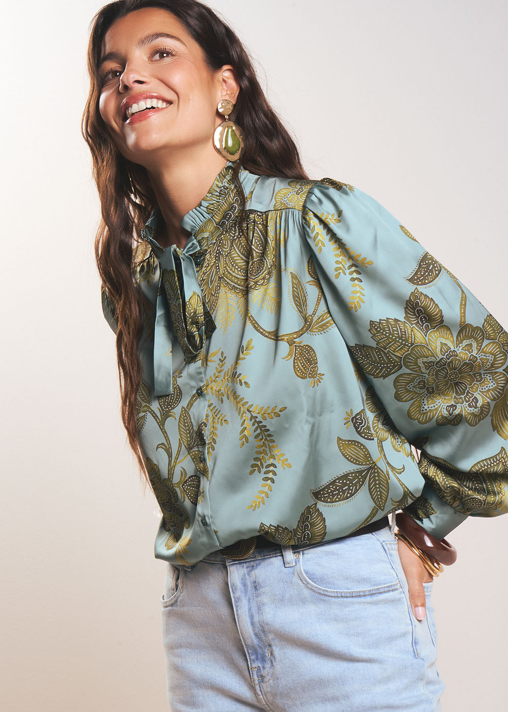 CAKURA Victorian collar blouse - 1 - Sud Express - Sud Express