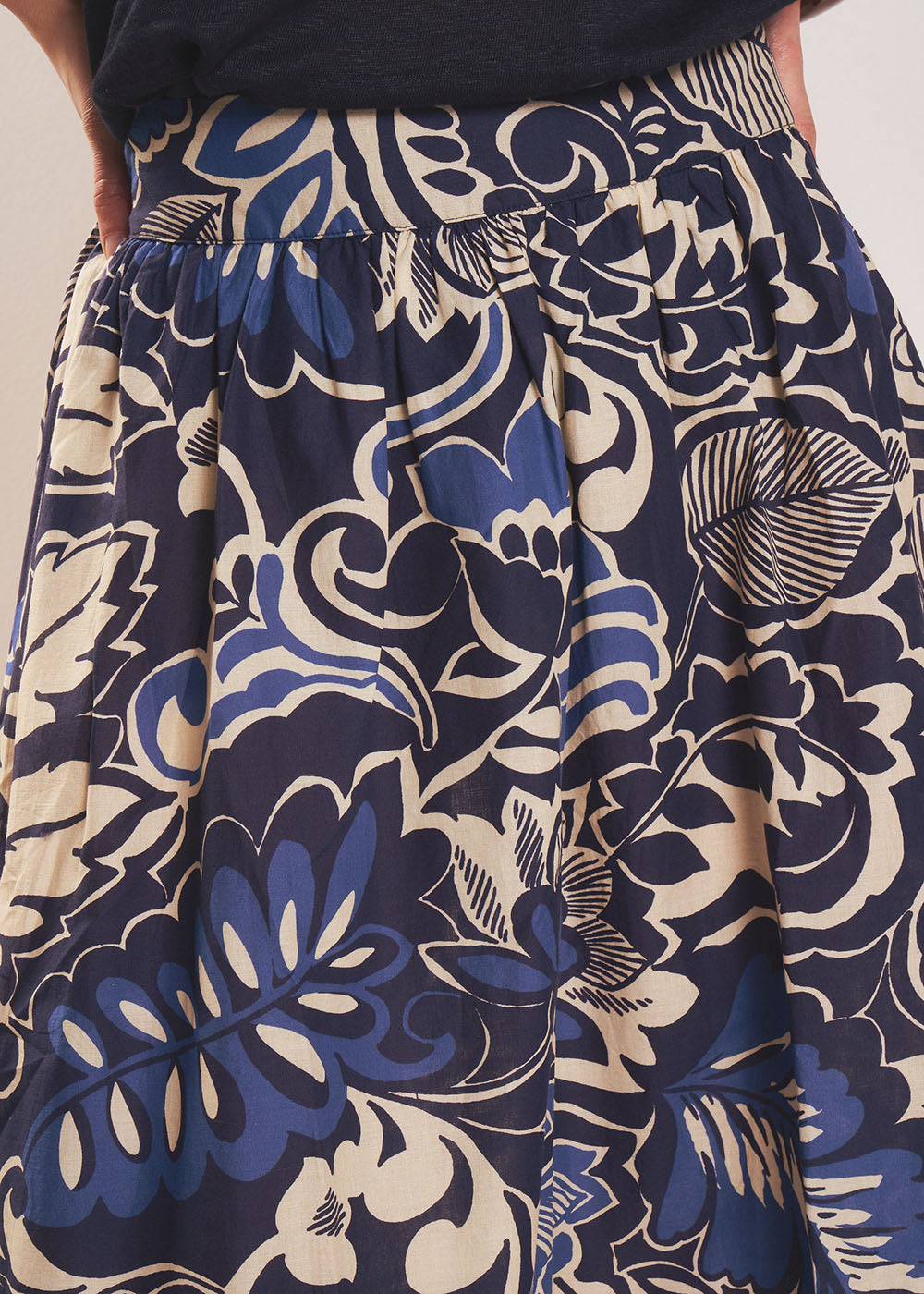 JALOHA Long floral print skirt - 4 - Sud Express - Sud Express