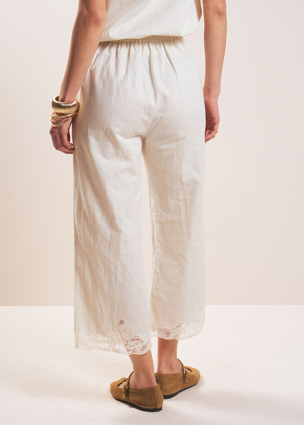 PASALO Lace-trimmed trousers - 3 - Sud Express - Sud Express
