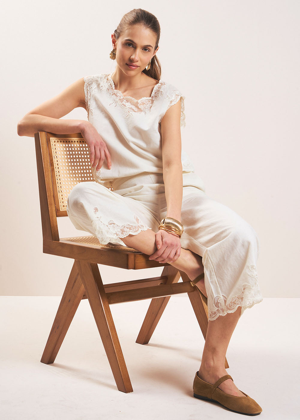 PASALO Lace-trimmed trousers - 4 - Sud Express - Sud Express