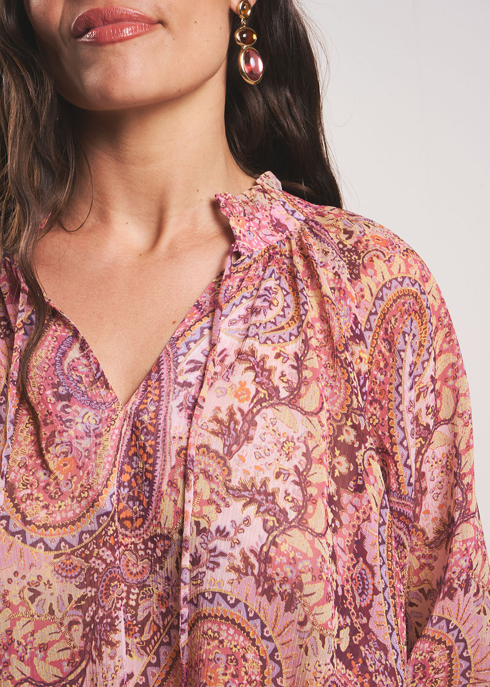 Victorian collar blouse with paisley print - Sud Express - 2 - Sud Express
