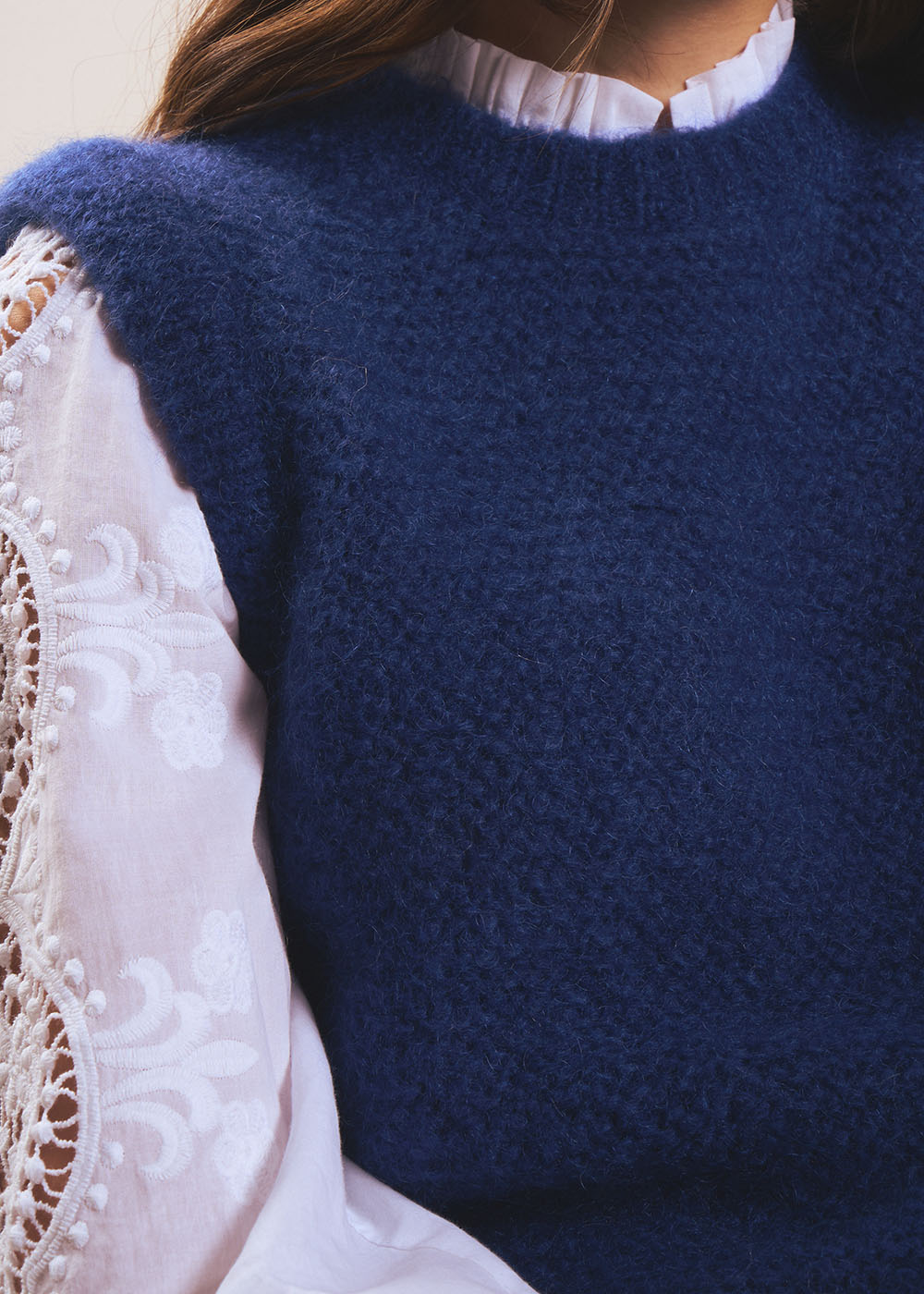 MOTANYA Sleeveless round neck sweater - 2 - Sud Express - Sud Express