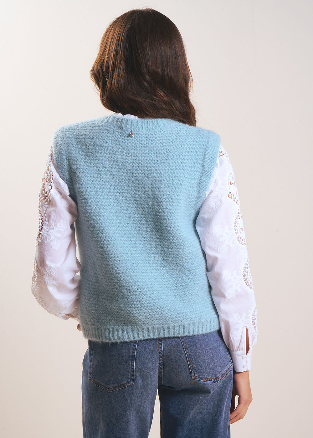 Sleeveless round neck sweater - Sud Express - 3 - Sud Express