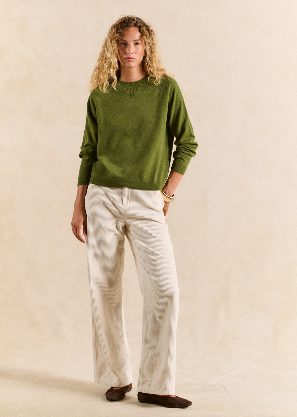 Round-neck 100% wool jumper with ribbed detail - Sud Express - 5 - Sud Express