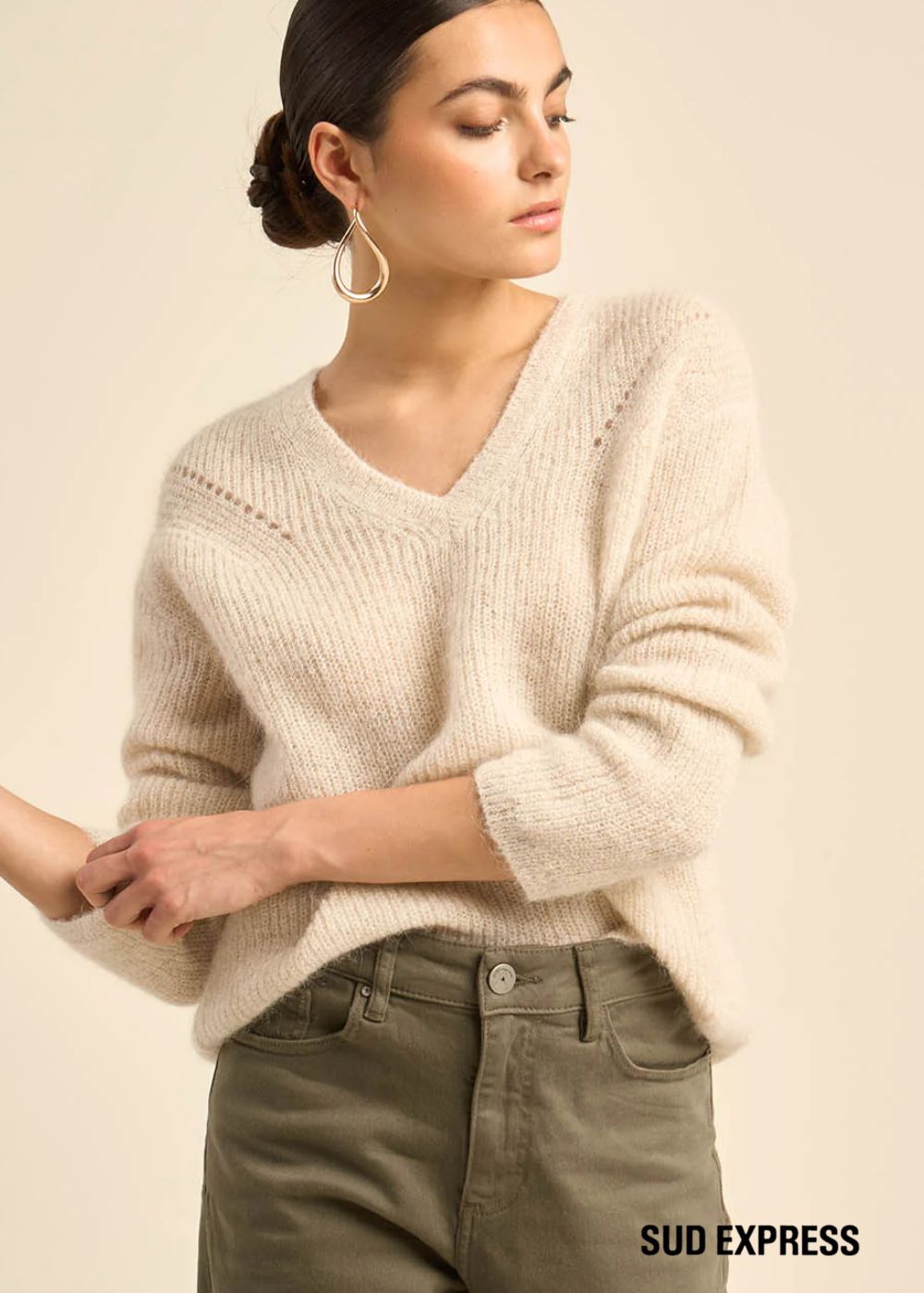 MANNAKOX V-neck sweater with 3/4-length sleeves - 1 - Sud Express - Sud Express