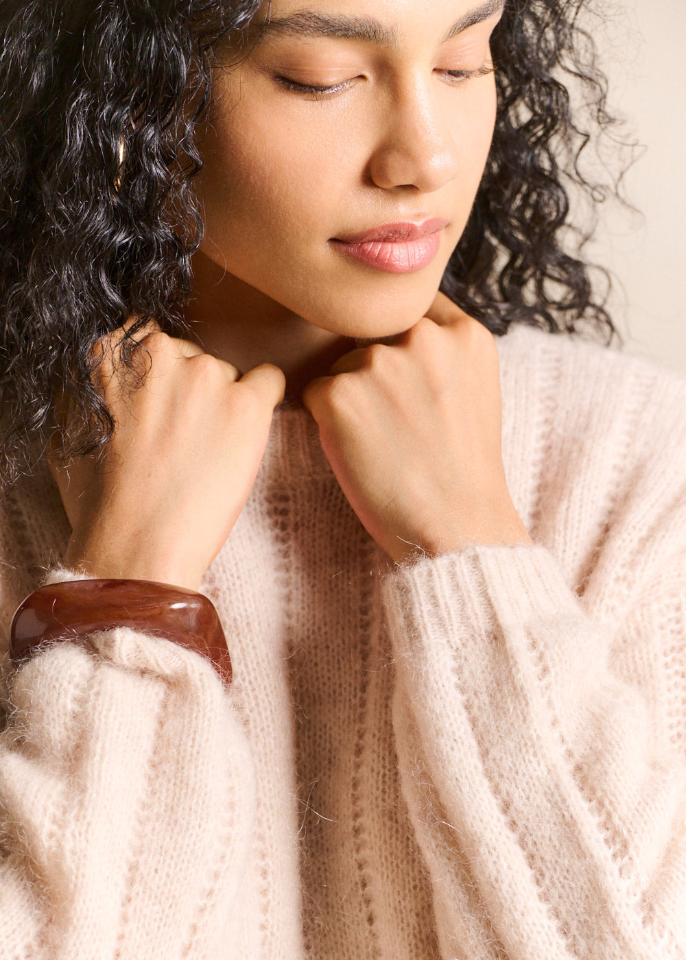 Openwork-knit round-neck jumper - Sud Express - 4 - Sud Express