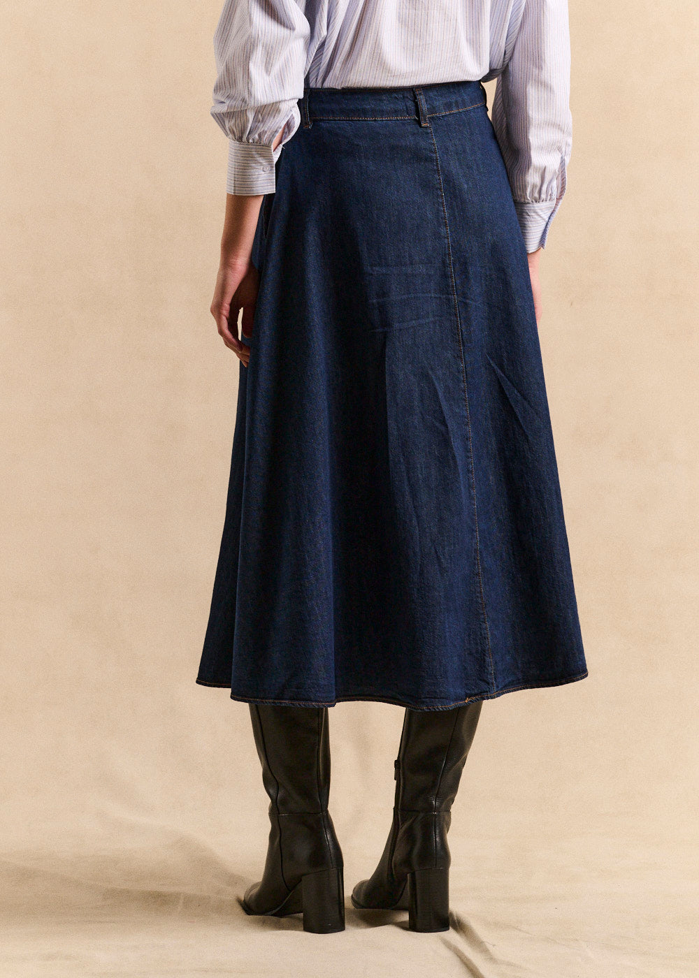 JEANNA Button-front flared denim midi skirt - 3 - Sud Express - Sud Express