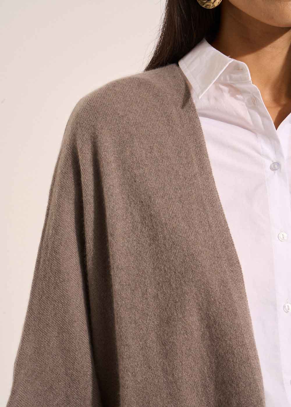 Loose-fitting cashmere cardigan - Sud Express - 2 - Sud Express