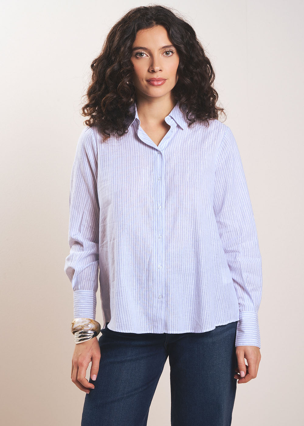 Straight shirt with delicate stripes - Sud Express - 5 - Sud Express
