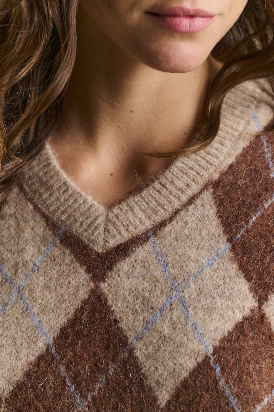 MENET V-neck diamond jacquard sweater vest - 2 - Sud Express - Sud Express