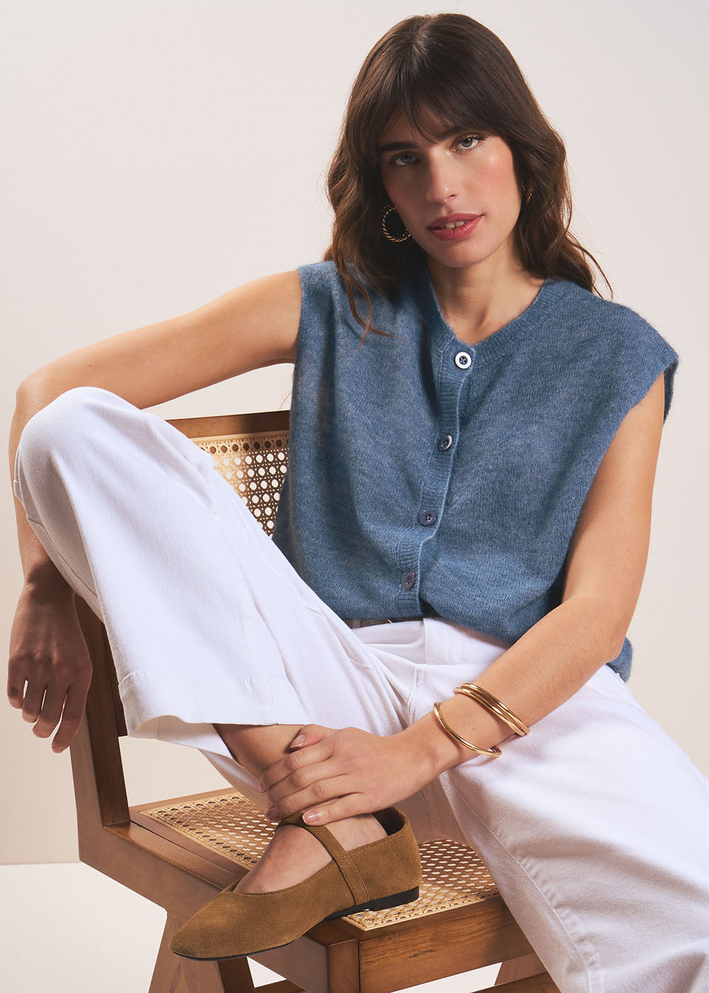 Sleeveless cardigan with round neck - Sud Express - 5 - Sud Express
