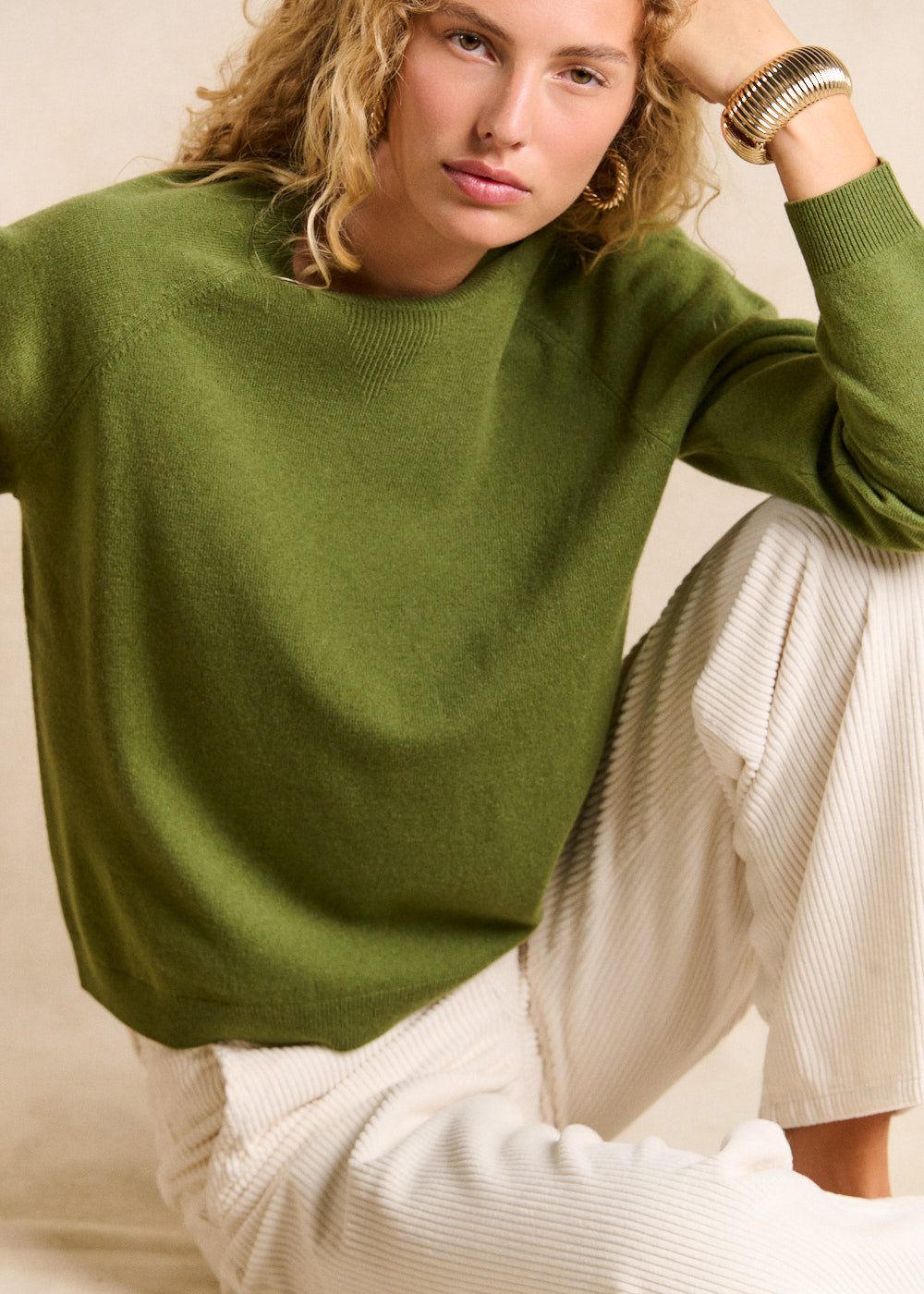 Round-neck 100% wool jumper with ribbed detail - Sud Express - 4 - Sud Express