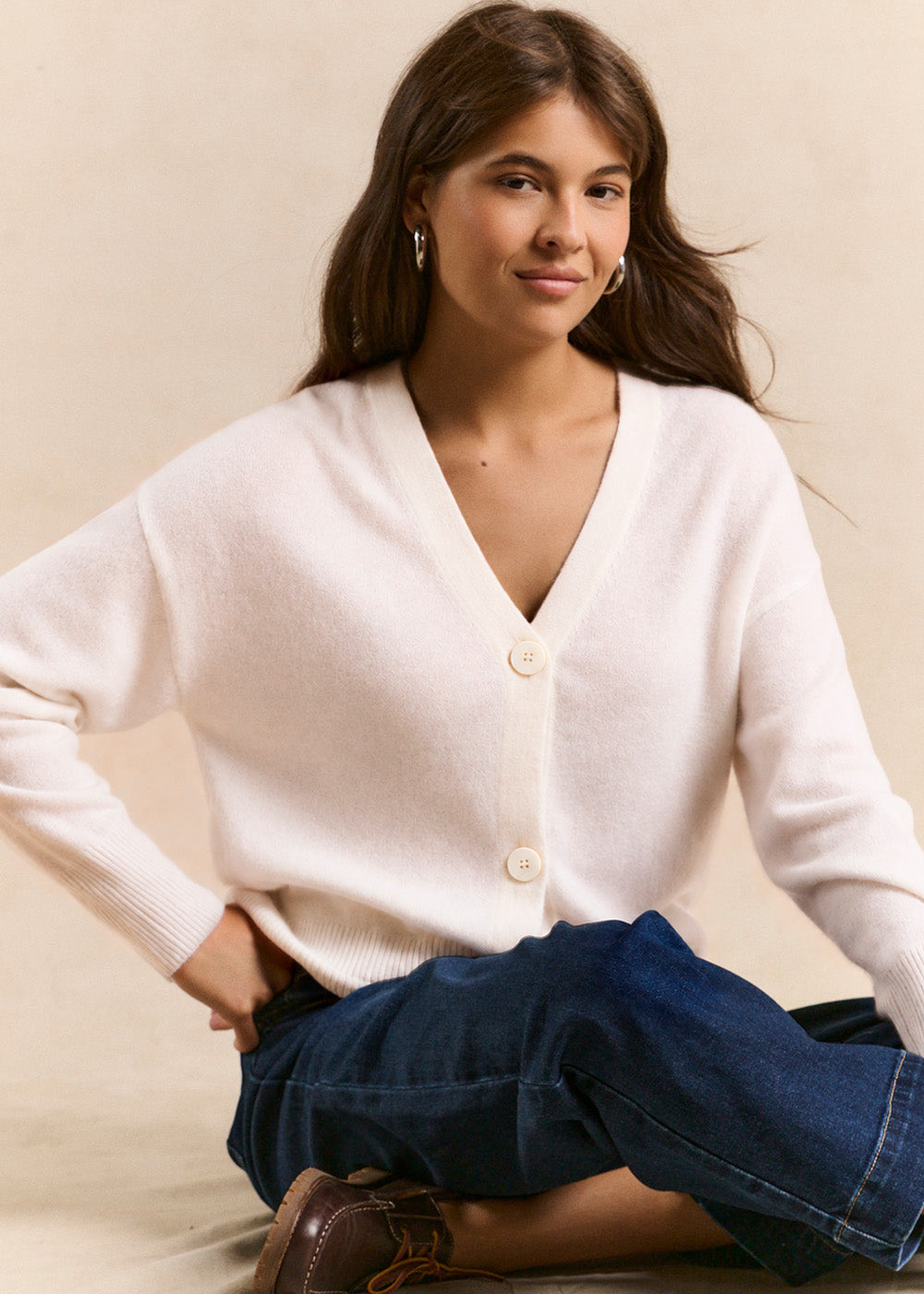 GRAMMAX Loose-fitting cashmere V-neck cardigan - 1 - Sud Express - Sud Express
