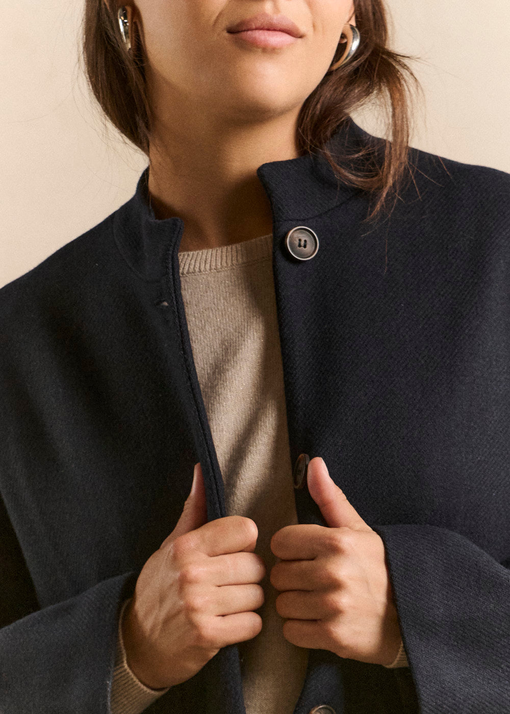 Short coat with removable scarf - Sud Express - 2 - Sud Express