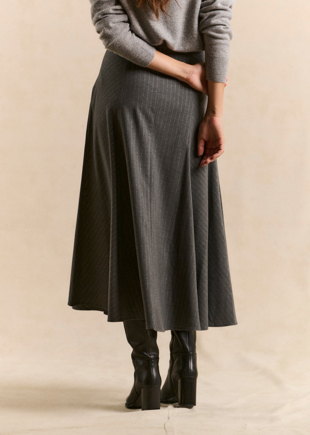 Long flared skirt in grey lurex - Sud Express - 4 - Sud Express