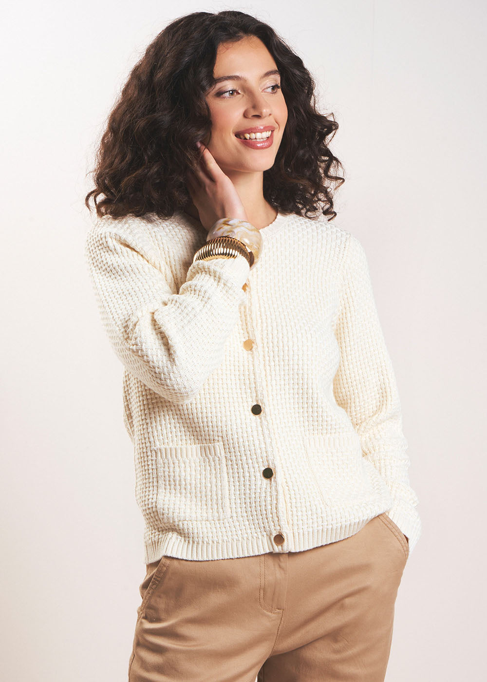 Short-cut waistcoat with patch pockets - Sud Express - 5 - Sud Express