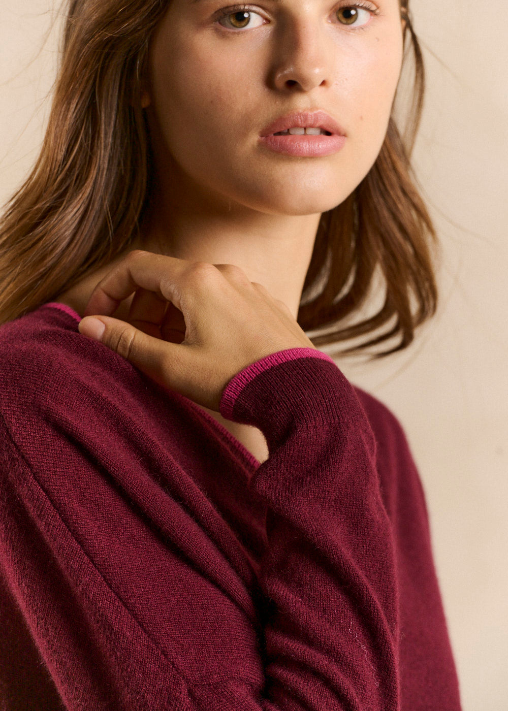 MAJOELLA V-neck cashmere jumper - 2 - Sud Express - Sud Express