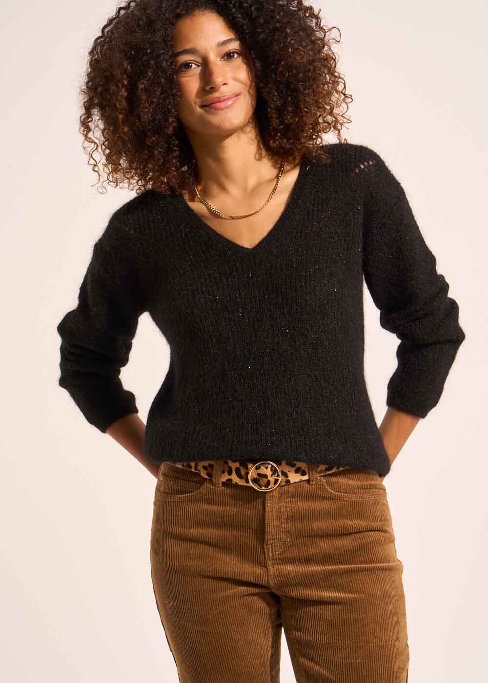 V-neck sweater with 3/4-length sleeves - Sud Express - 5 - Sud Express